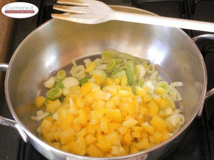 Sugo vegetariano con Peperoni, Porri e Zucchine preparazione 5